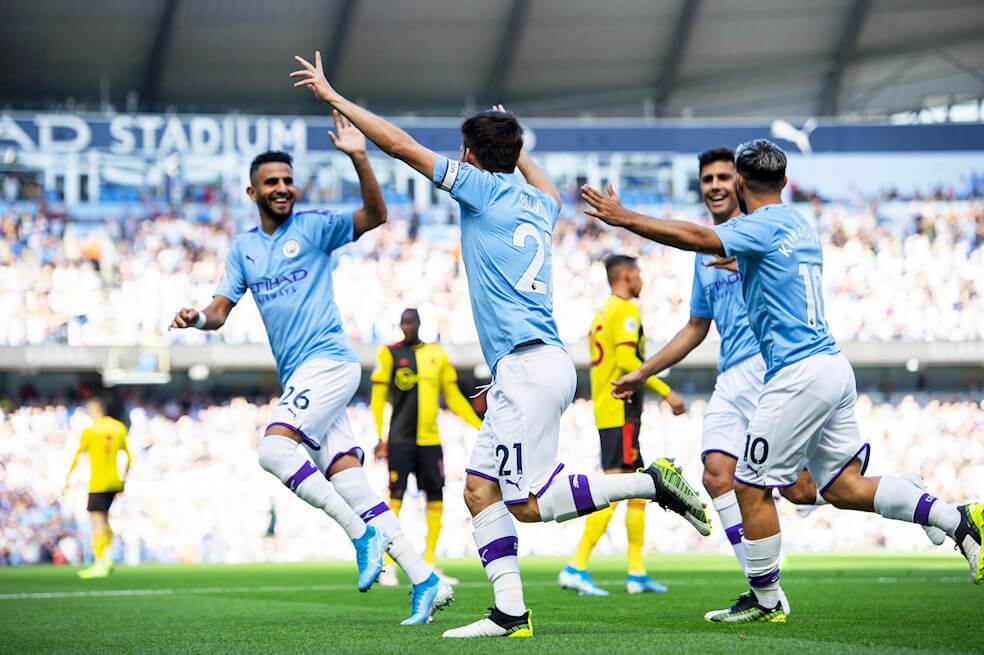 Manchester City goleó 8-0 al Watford