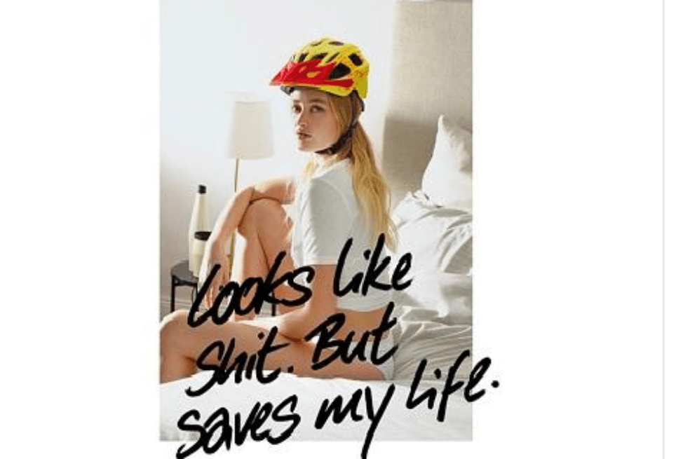 Campaña para promover el casco en Alemania es acusada de sexismo