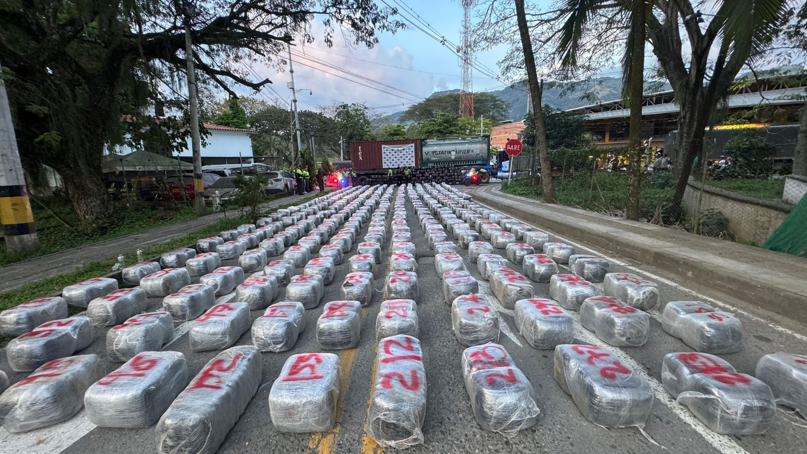 Incautan cinco toneladas de marihuana en la vía Medellín – Pintada, en Antioquia