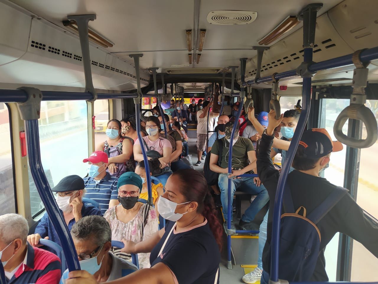 “Déficit como tal en el sistema Transmetro no existe”: gerente Fernando Isaza