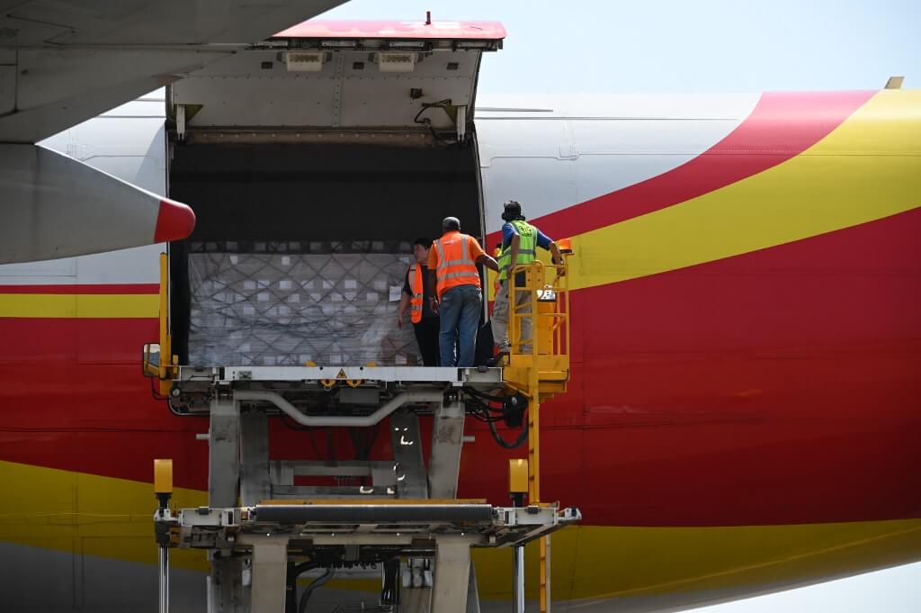 China envía tercer avión con ayuda «técnica humanitaria» a Venezuela