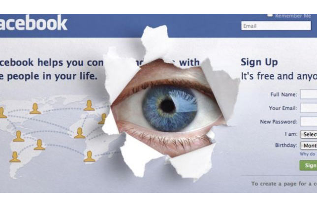 Seis cosas que las mujeres hacen en Facebook y que los hombres no soportan