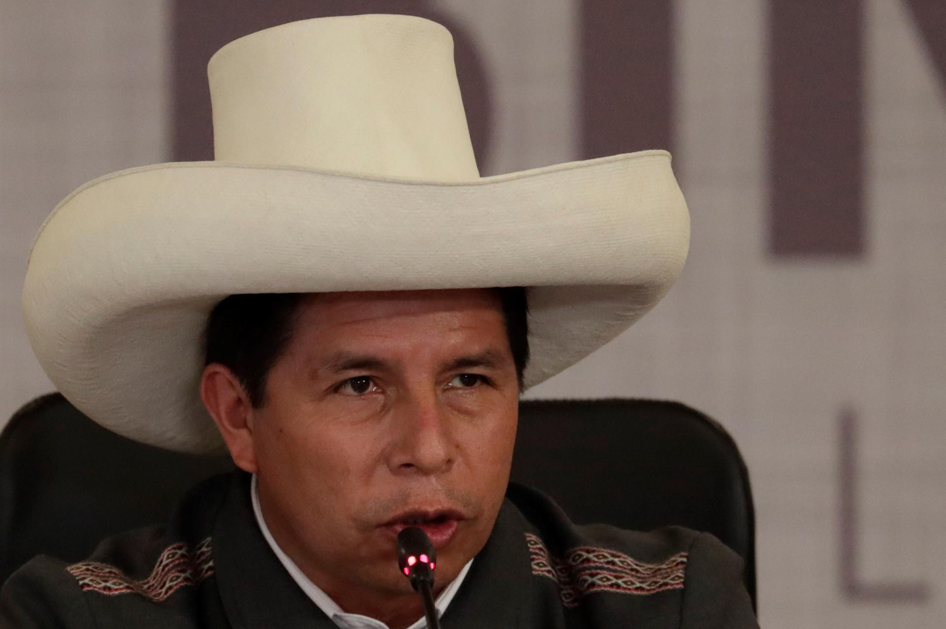 Pedro Castillo, presidente de Perú, será investigado por “traición a la patria”