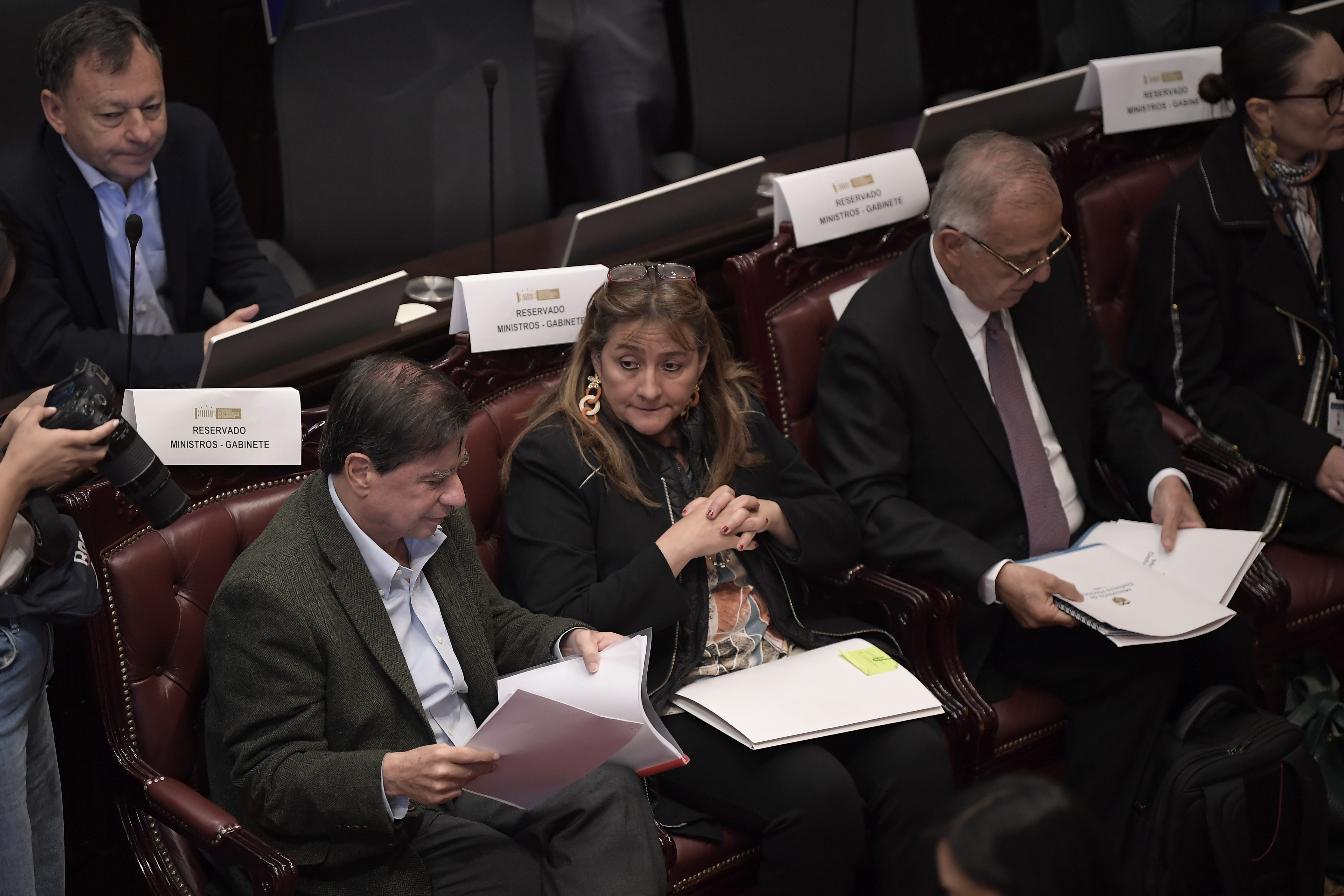“Un atropello”: congresistas cuestionan decreto de conmoción que plantea expropiación