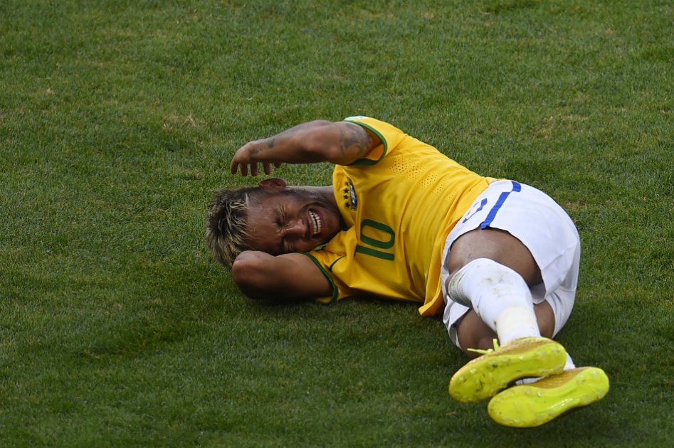Neymar fue trasladado a un hospital de Fortaleza