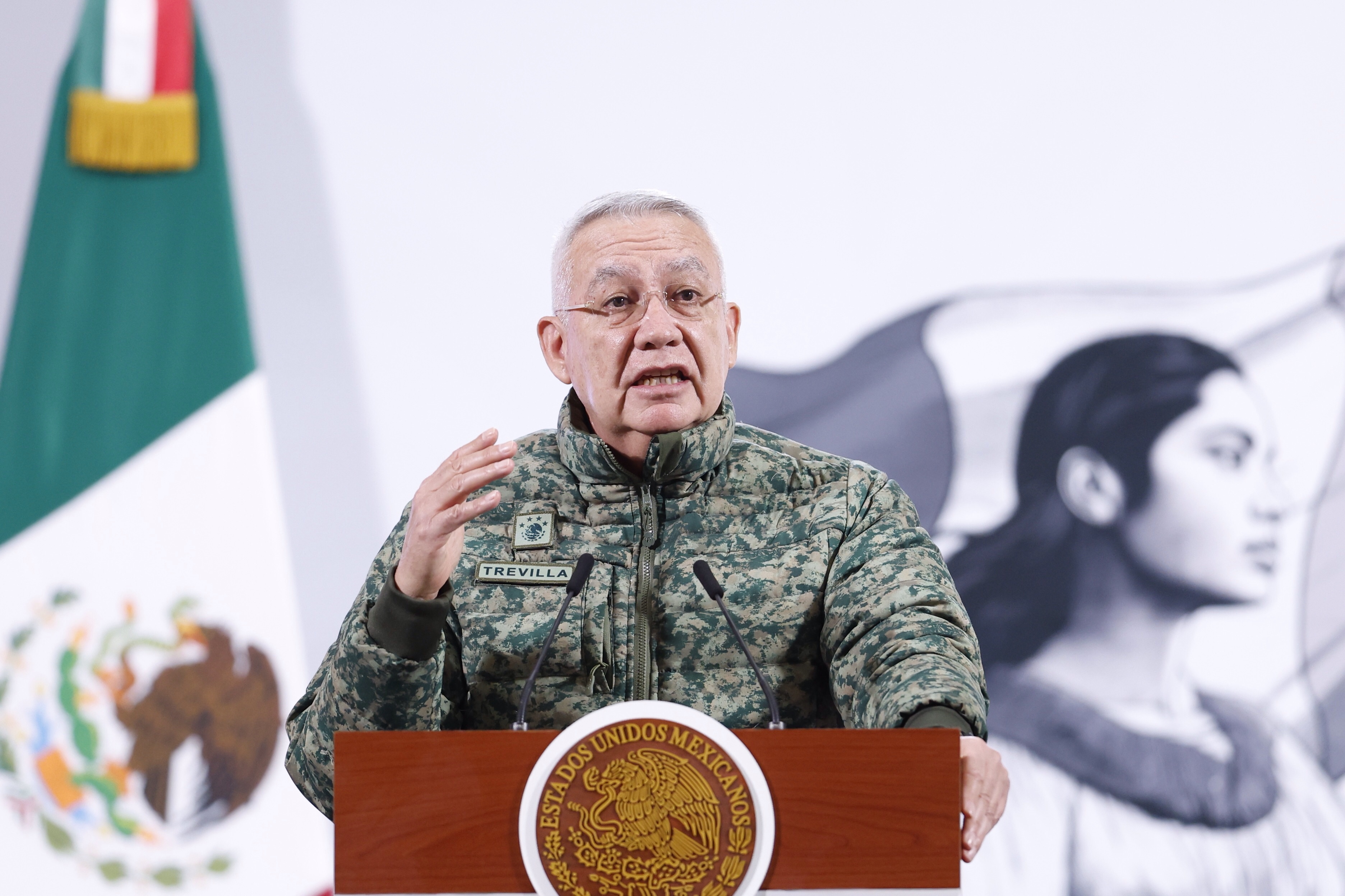 Explosión en Michoacán deja a ocho militares muertos; detienen a 12 colombianos