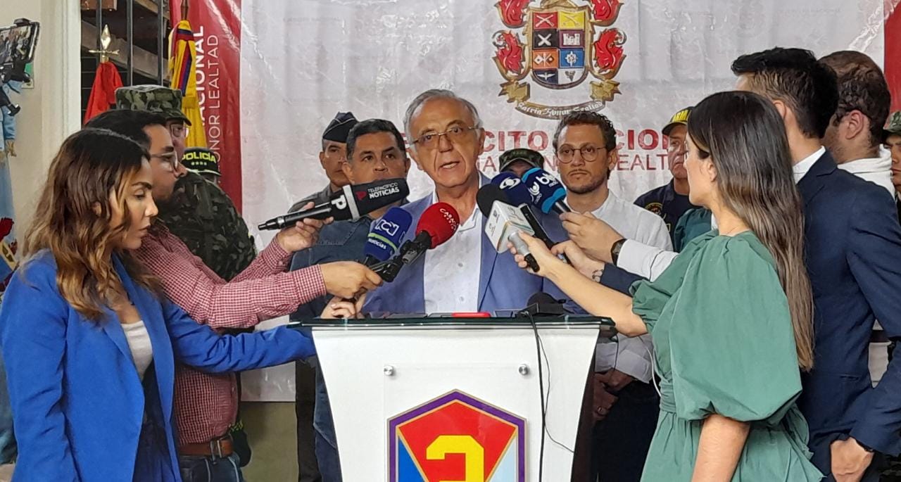 El ministro Iván Velásquez dio este ultimátum al término del consejo de seguridad en Cali, realizado este sábado.