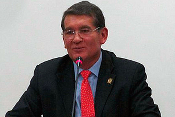 El representante a la cámara por Bogotá, Ángel Custodio Cabrera.