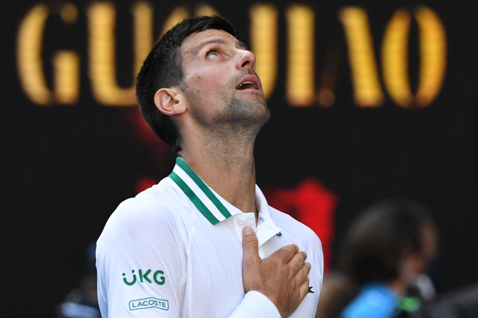 Djokovic sufrió, pero avanzó a la tercera ronda de Australia
