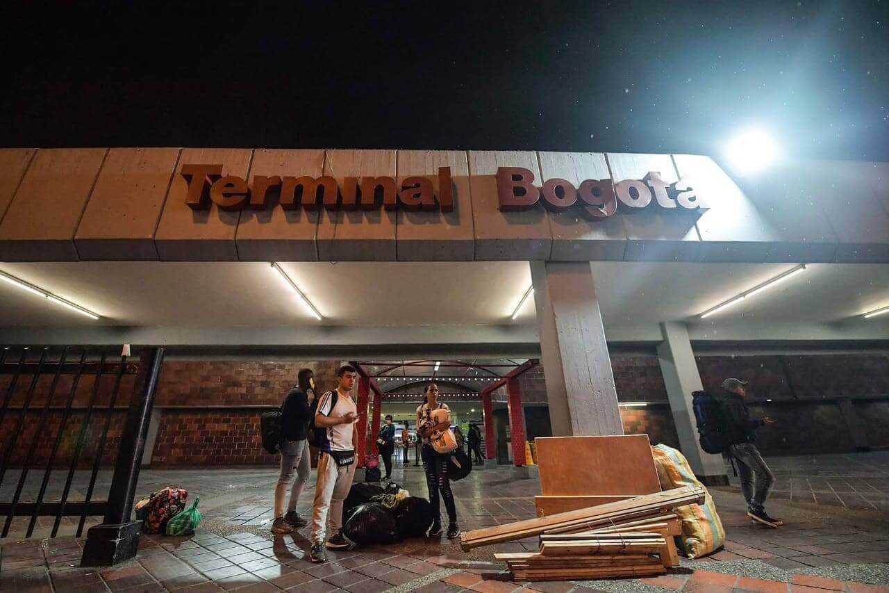 En Bogotá se han impuesto 960 comparendos por incumplir el simulacro de aislamiento