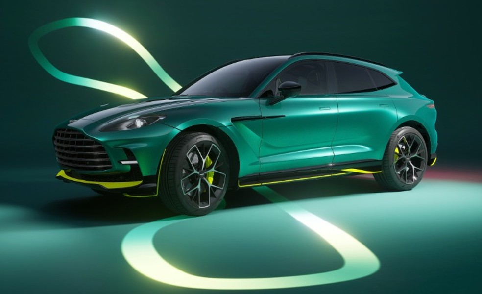 Aston Martin lanza el nuevo SUV de ultralujo, inspirado en la Fórmula 1