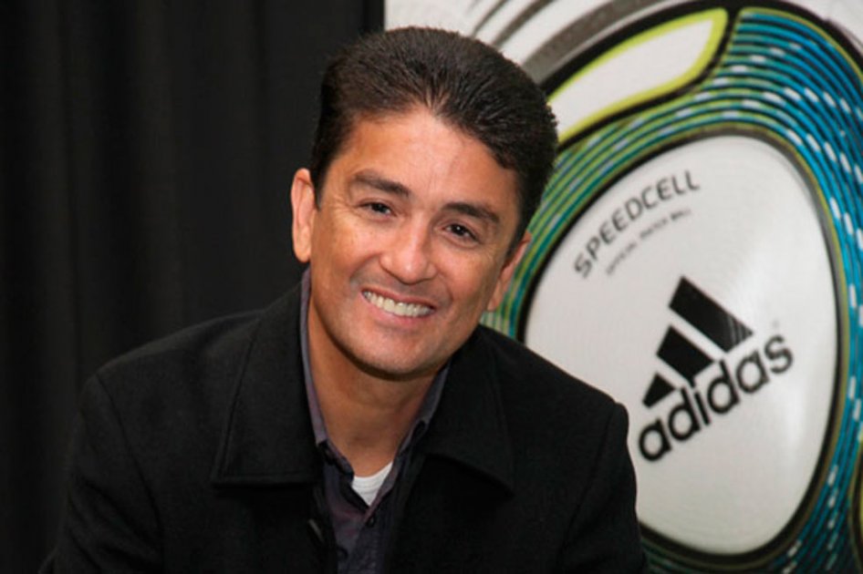 Bebeto, en desacuerdo con críticas de Romario a la FIFA
