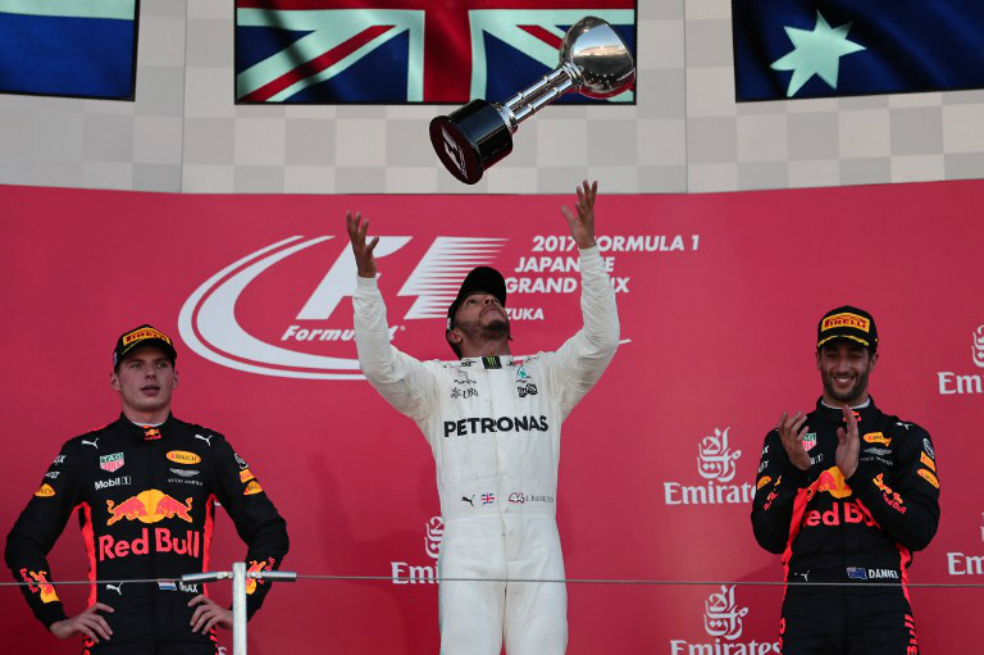 Fórmula Uno: Hamilton triunfa en Japón y acaricia un nuevo título