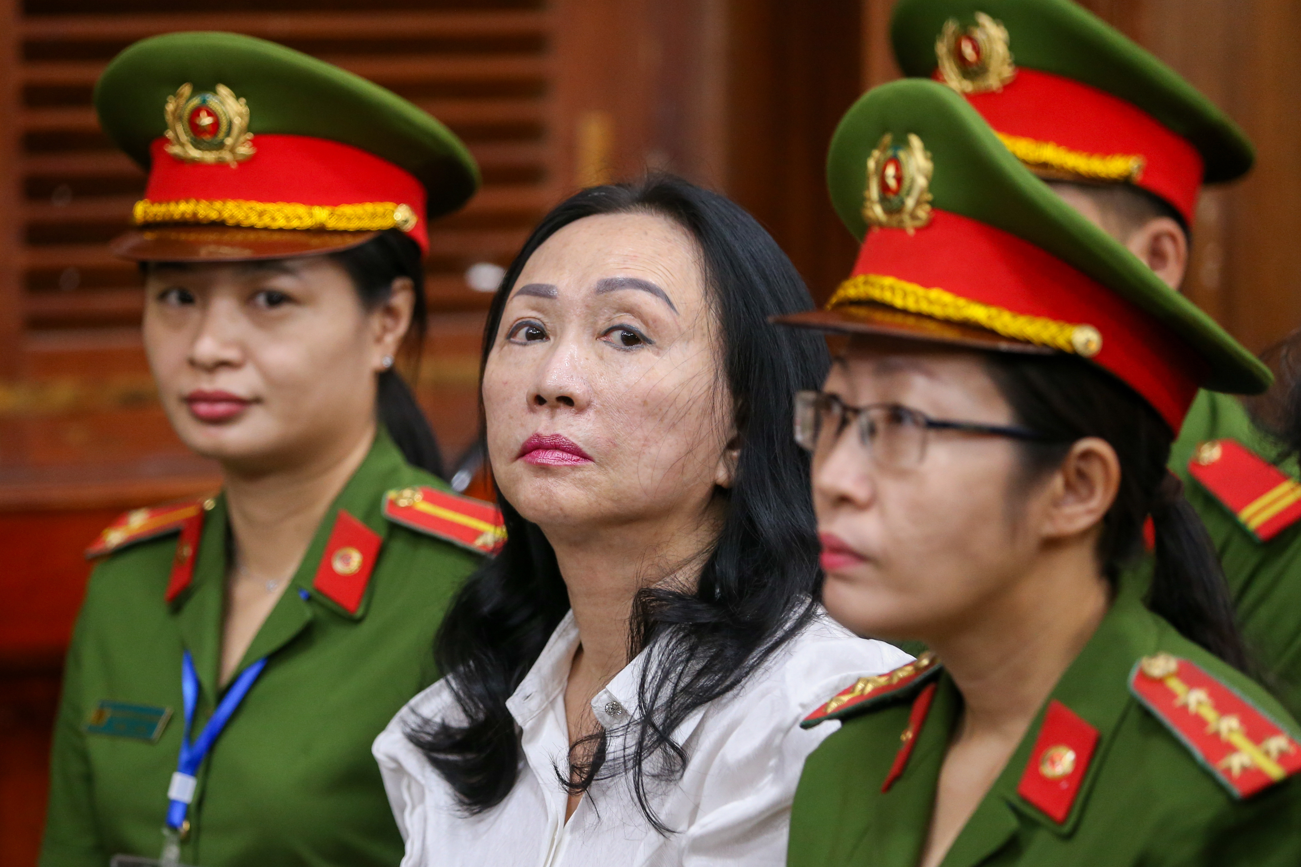 Empresaria es condenada a muerte por fraude masivo en Vietnam