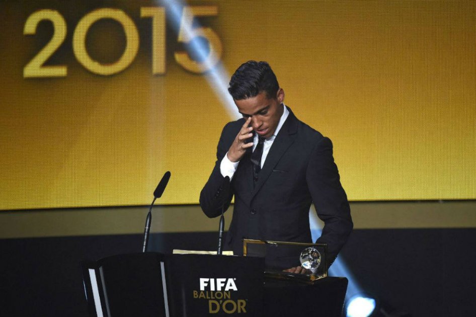 Ganador del premio Puskas se retira del fútbol y crea canal de vídeojuegos