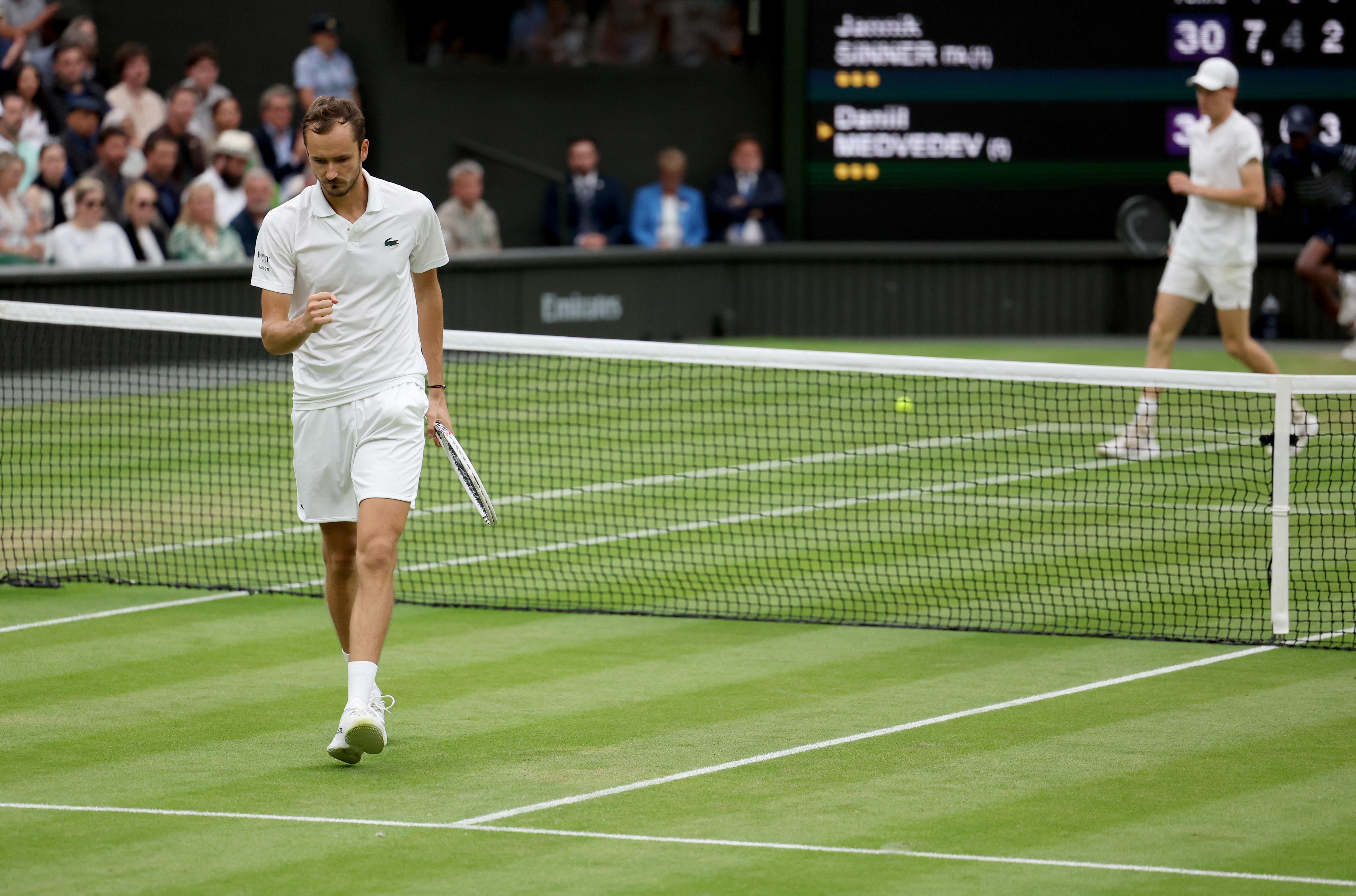 Wimbledon: Medevedev venció a Sinner, número uno del mundo, y está en semifinales