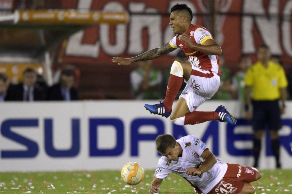 Santa Fe igualó sin goles con Huracán en la primera final de la Sudamericana