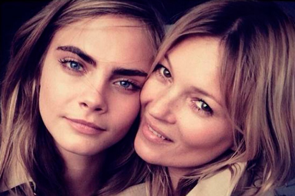 Kate Moss y Cara Delevingne posan juntas para Burberry