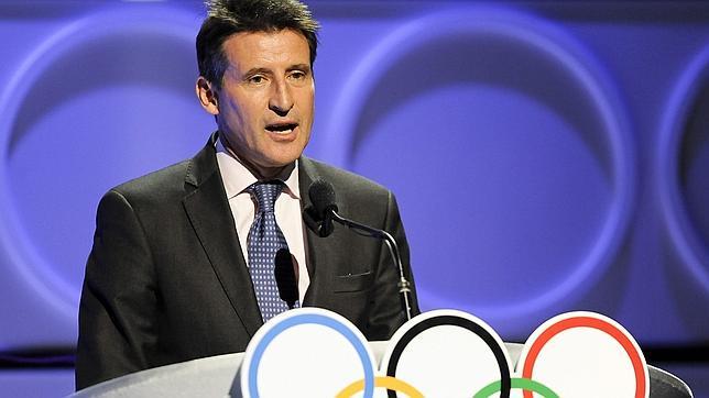 Sebastian Coe fue elegido presidente de la IAAF