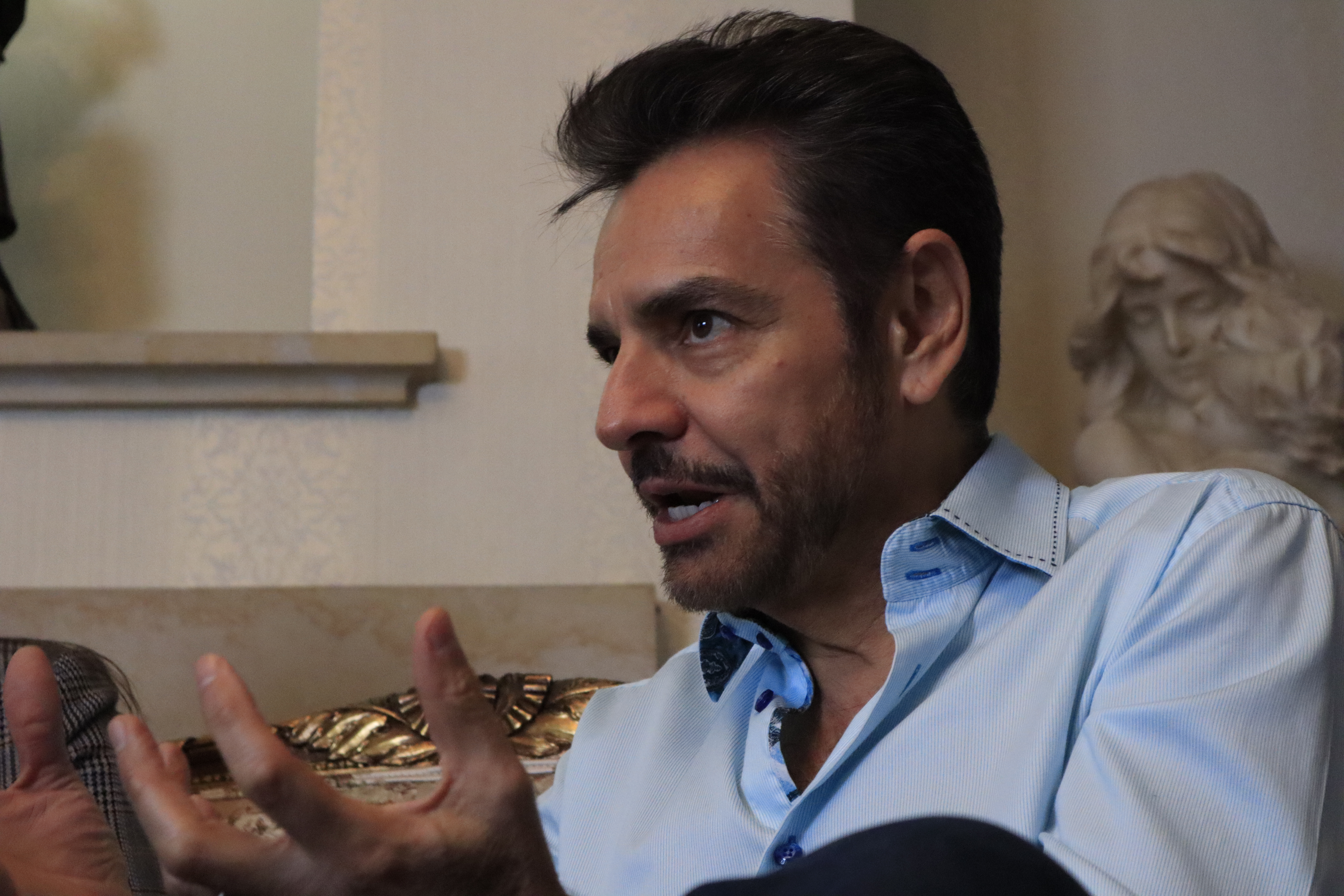 Eugenio Derbez: sus oficinas se quemaron en los incendios. Dramático relato