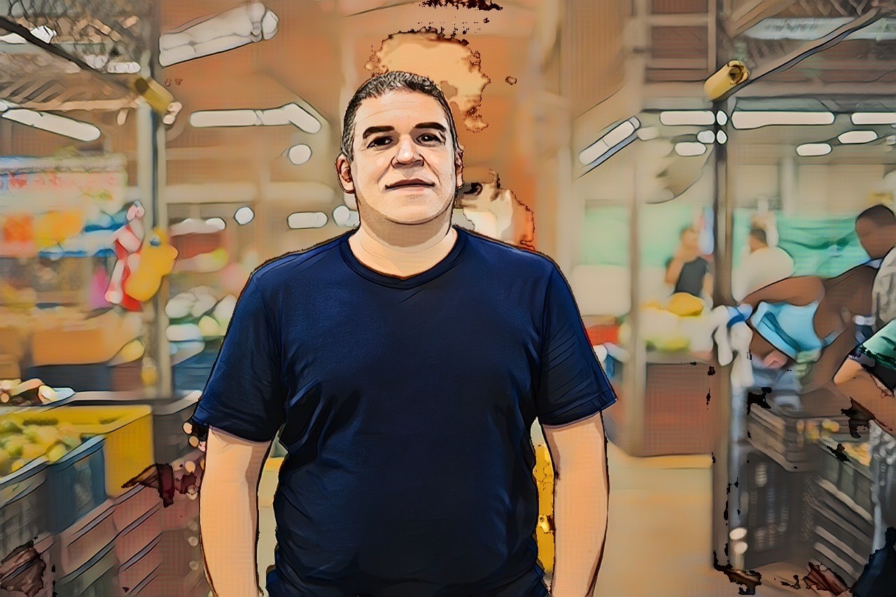 Oliver Medina, coordinador de precios de Cavassa