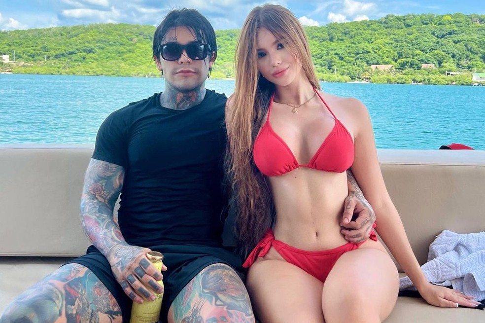 Yeferson Cossio le dedicó a su novia la misma frase que a su ex y fue criticado
