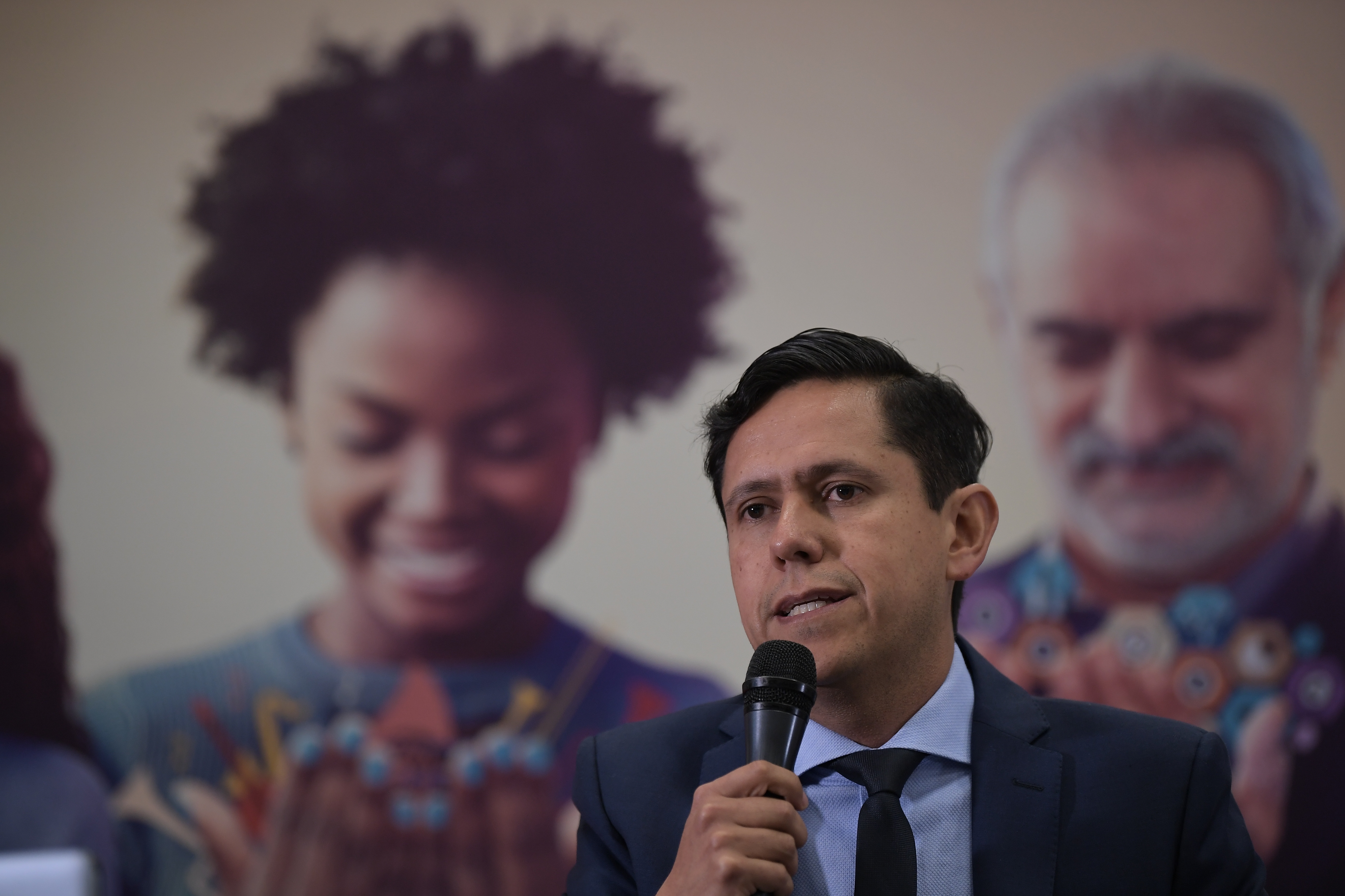 ¡La Paz en el Terreno cumple un año al aire!