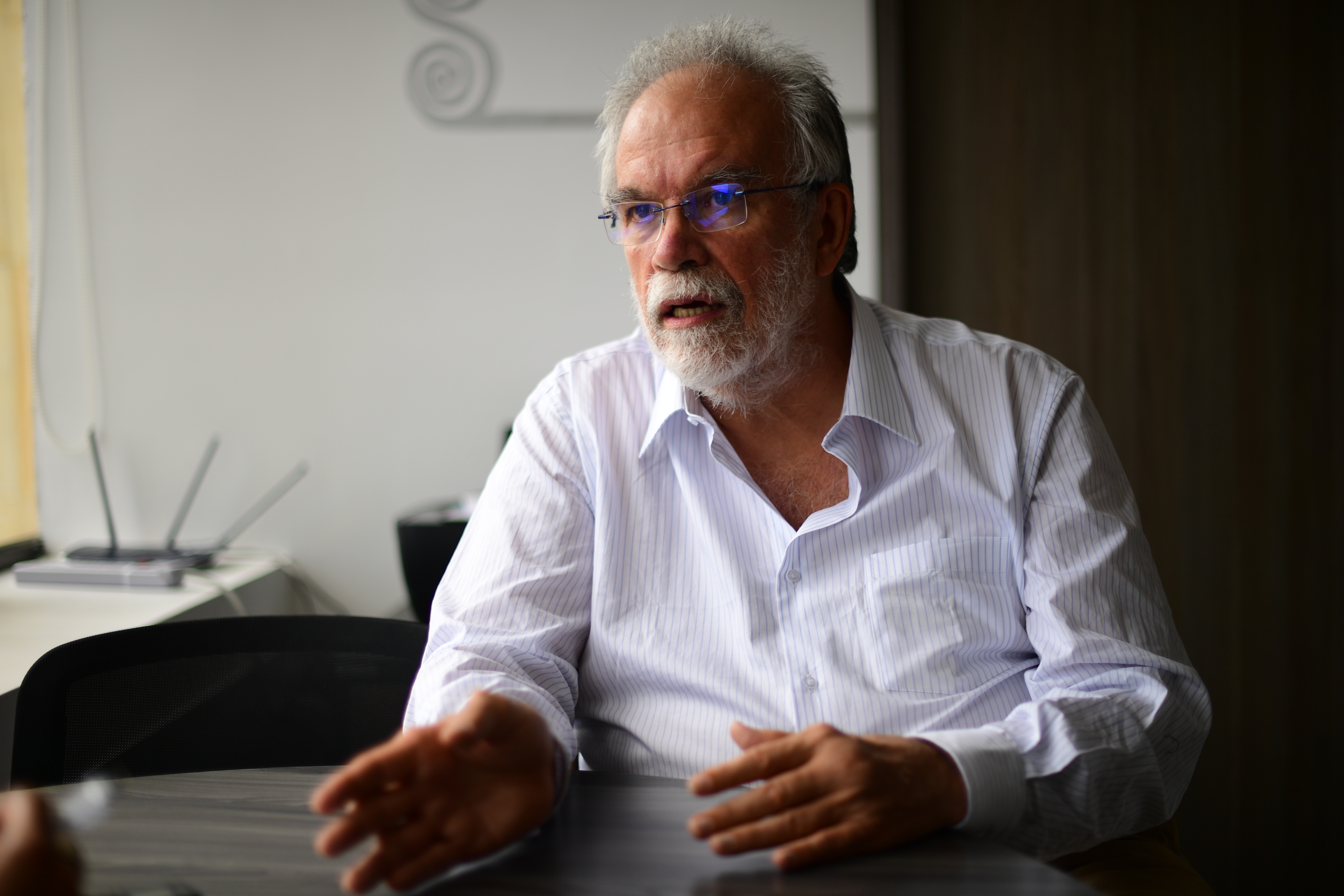 “Bienvenido Sjoerd al equipo”: Gobierno defiende la contratación del esposo de MinMinas