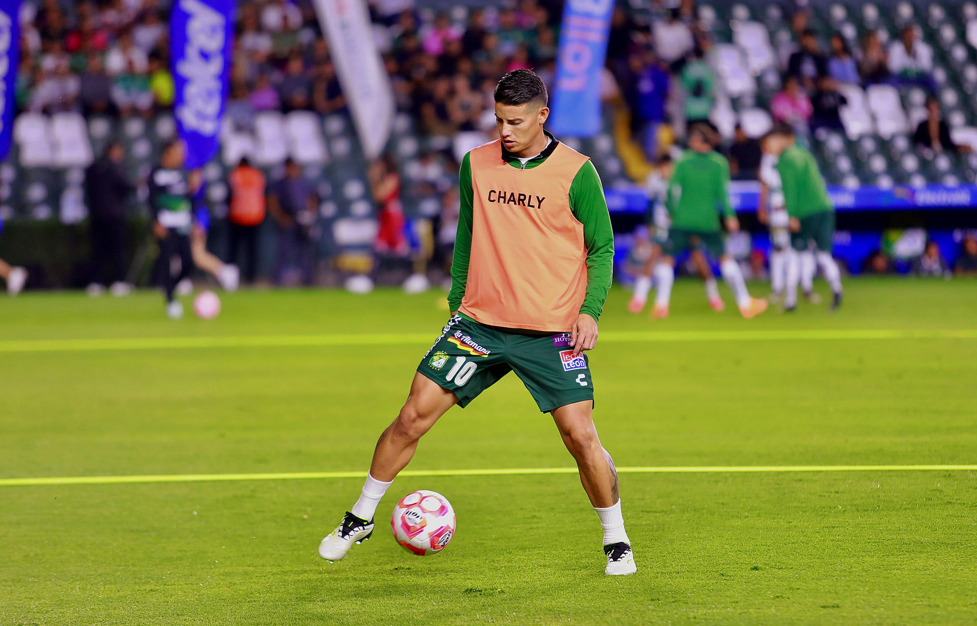 ¿Se termina la novela de James Rodríguez? Este equipo está cerca de ficharlo