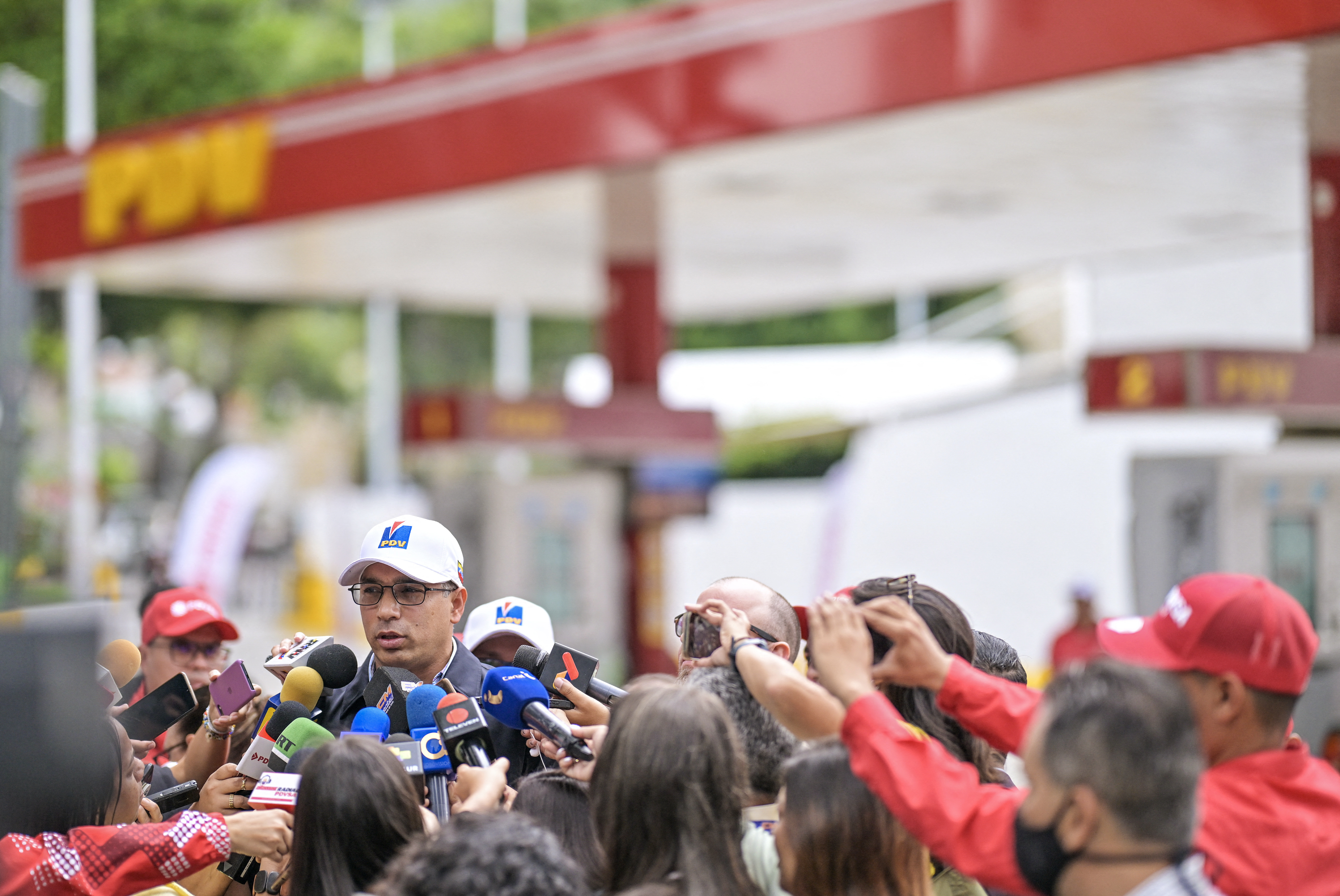 ¿Qué hay detrás de la detención del exministro Pedro Tellechea en Venezuela?