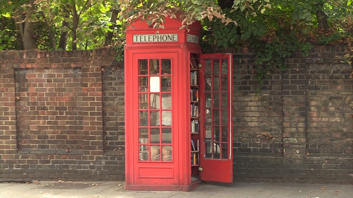 En este tipo de cosas se convirtieron las cabinas telefónicas de Londres