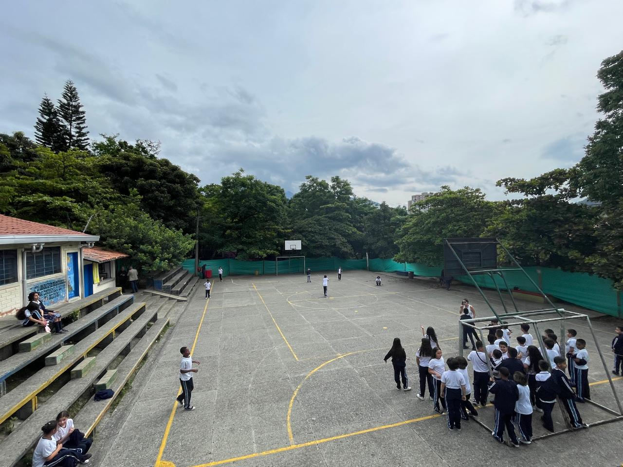 Dos escuelas colombianas son finalistas a premio a la mejor escuela del mundo