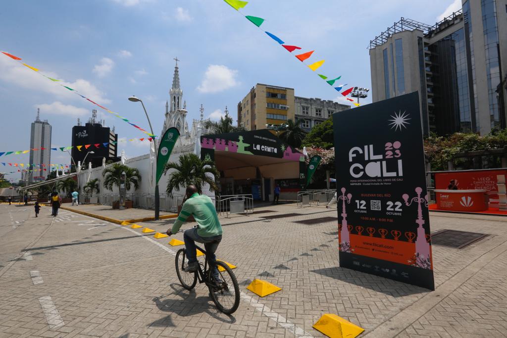 Programación Feria del Libro de Cali 15 de noviembre: horarios y eventos