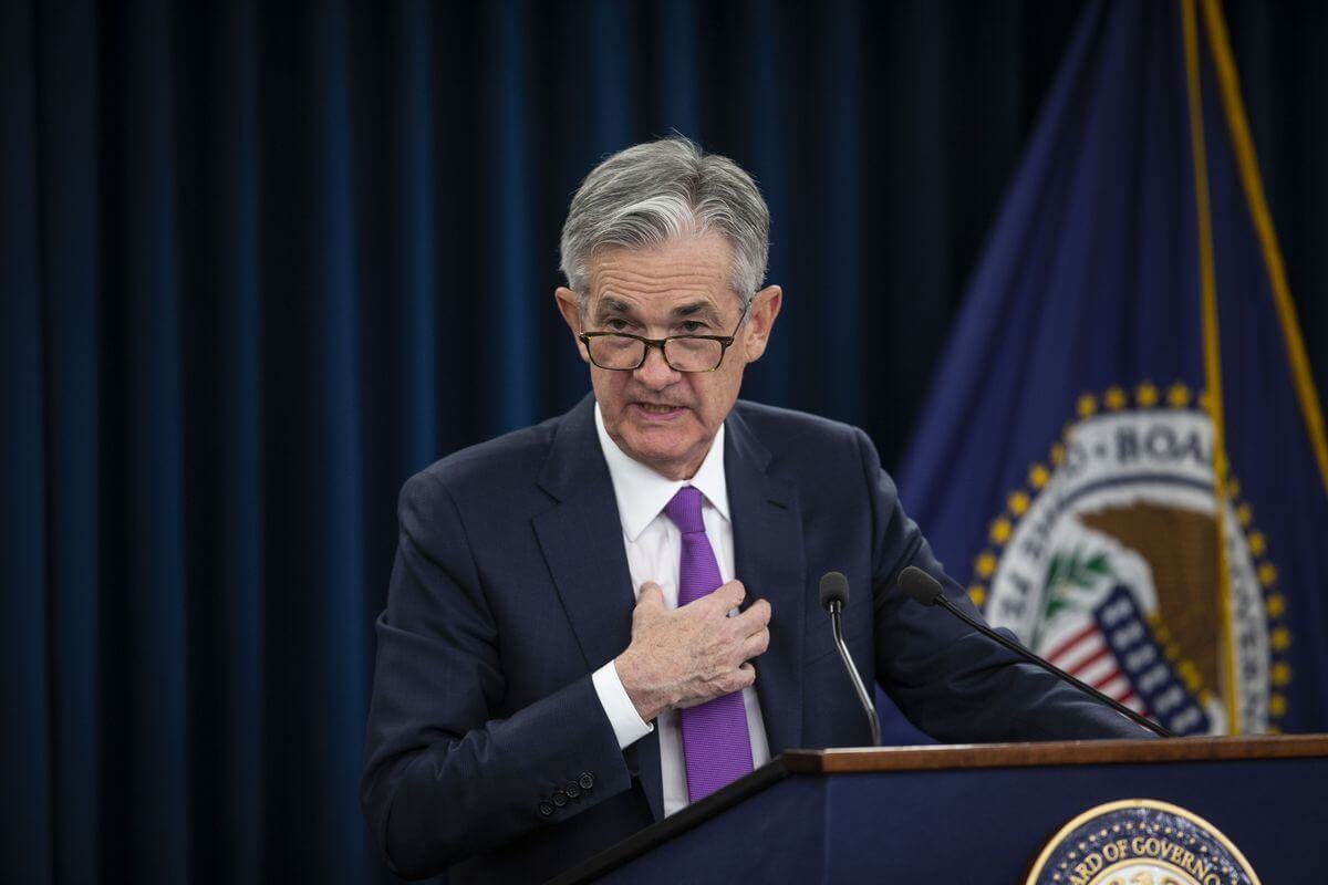 La Fed modera política al cumplir su jefe un año en el cargo