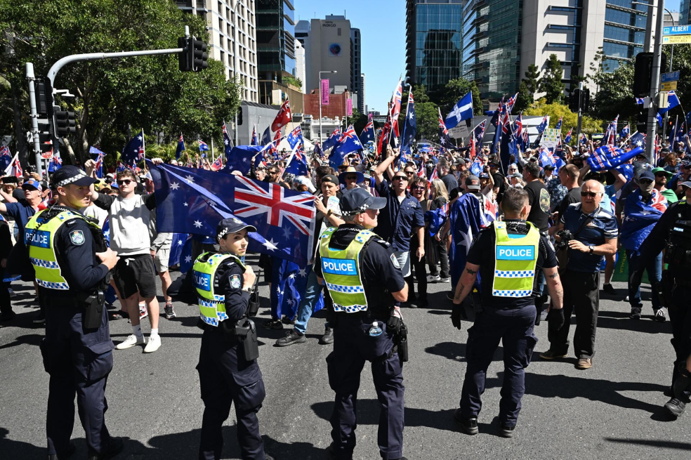 Miles de personas participan en marchas contra la inmigración en Australia