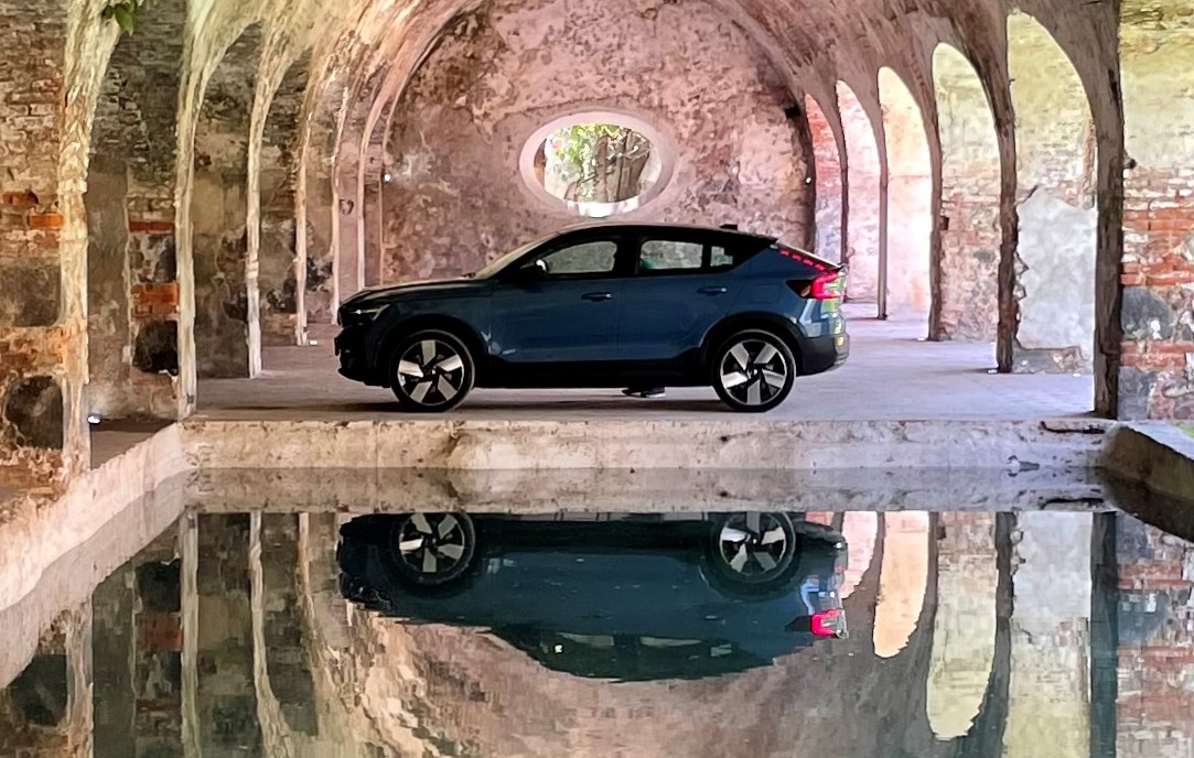Volvo C40 se comercializa en Colombia a un precio de $290’000.000.