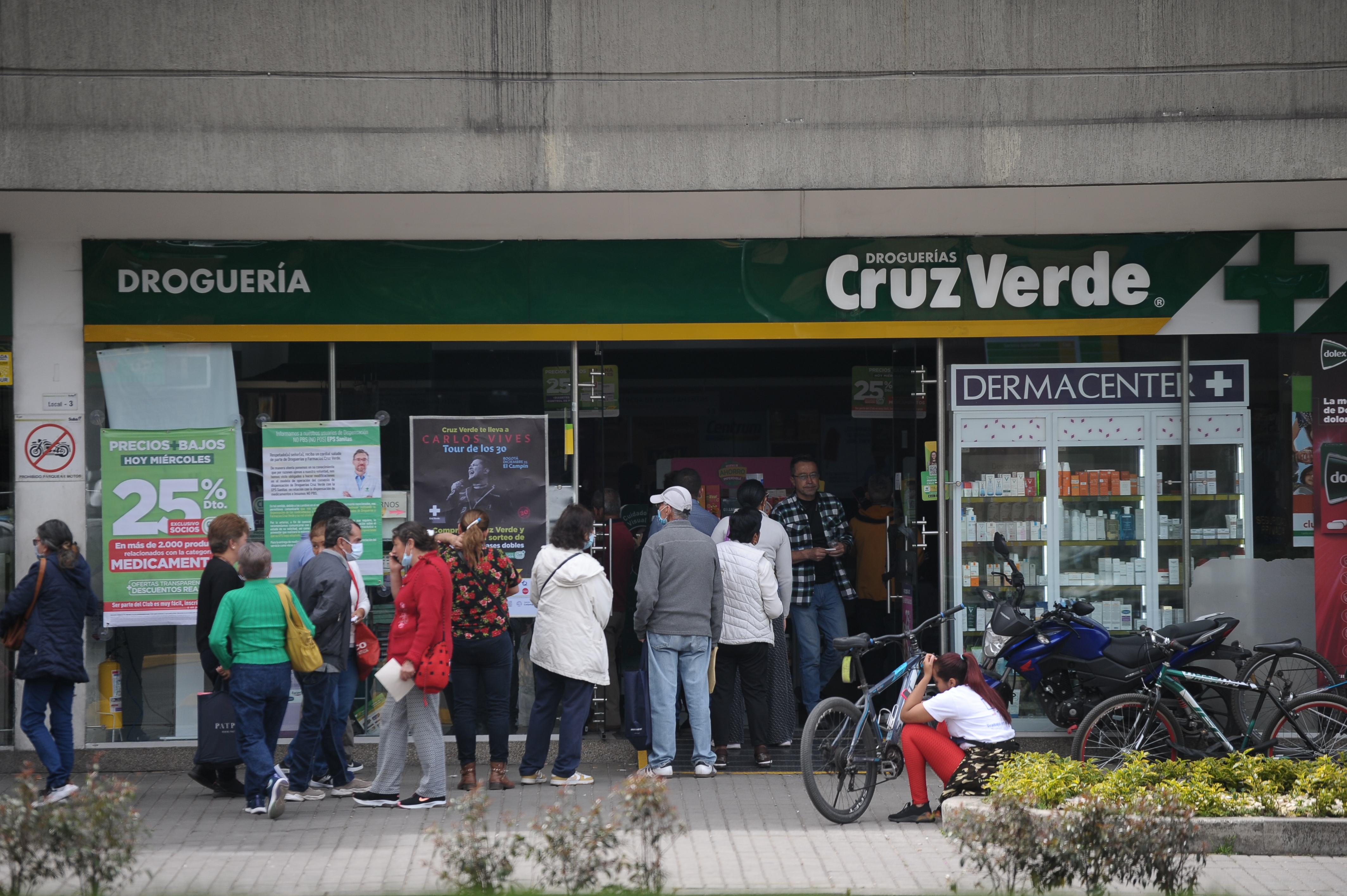 Habilitan droguerías 24 horas en 13 ciudades y más de 50 puntos del país