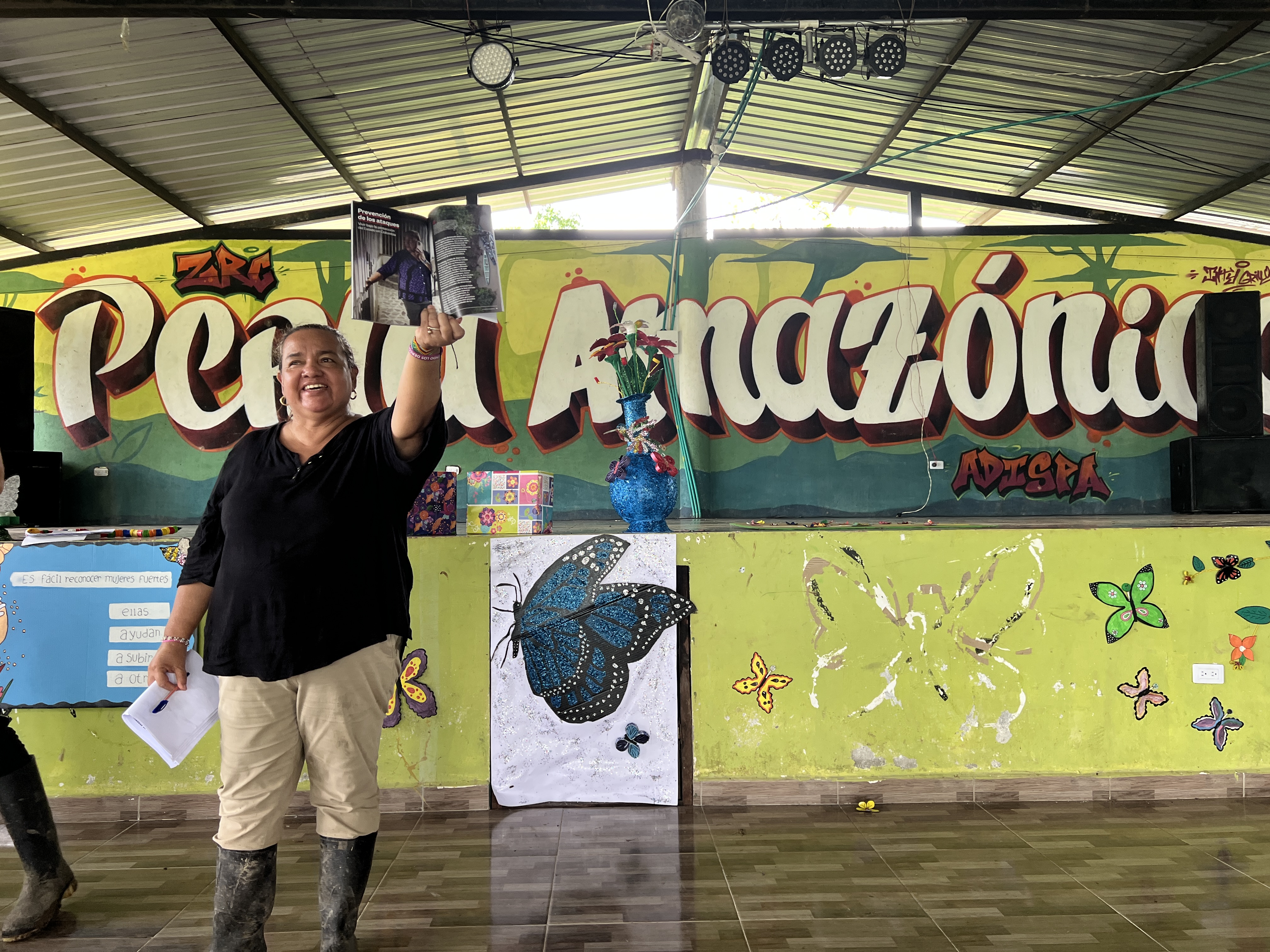 Jani Silva, lideresa ambiental y representante legal de ADISPA, durante la celebración de los 25 años de La Perla Amazónica.