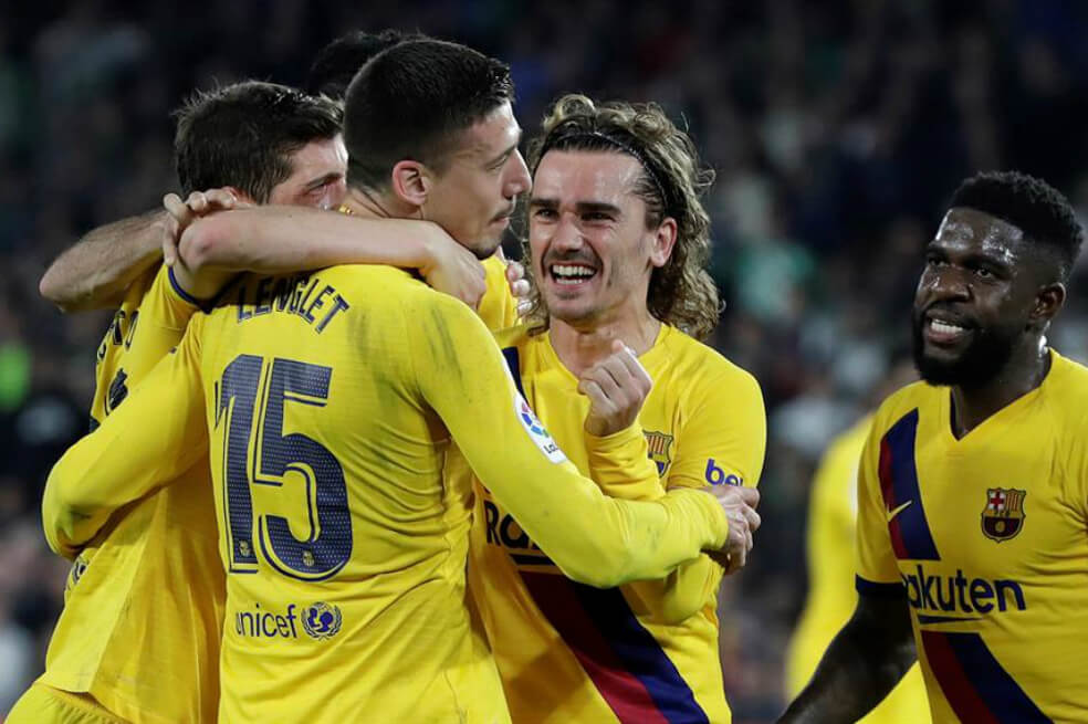 Barcelona, sin brillantez, se redime y aleja al Betis de Europa