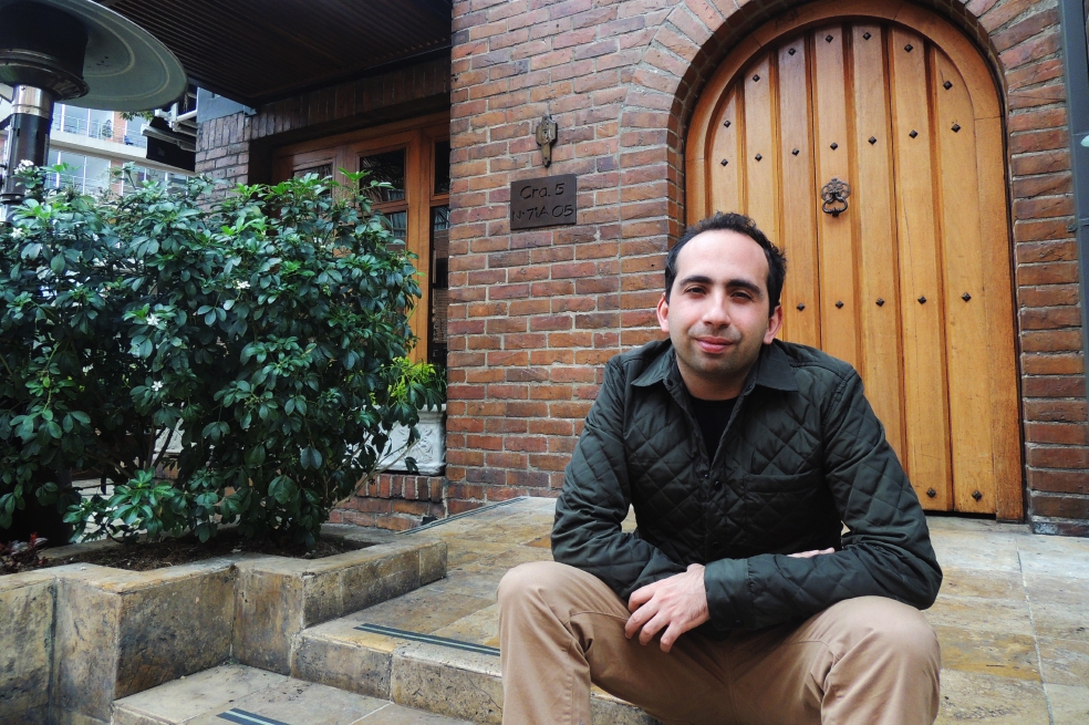 Giuseppe Caputo estudió literatura en Nueva York y es director de contenidos culturales de la Feria Internacional del Libro de Bogotá y de la Cámara Colombiana del Libro. / Cortesía Alfaguara