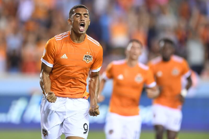Mauro Manotas, en el radar de la selección de Colombia