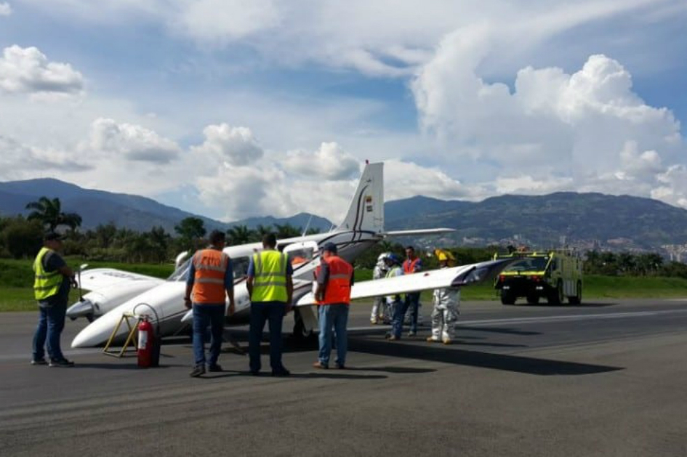 Aterrizaje de emergencia produjo el cierre del aeropuerto Olaya Herrera en Medellín
