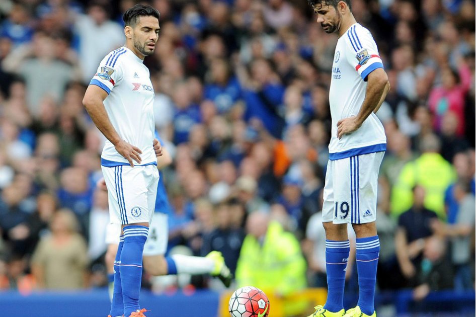 Con Falcao desde el minuto 70, Chelsea perdió con Everton