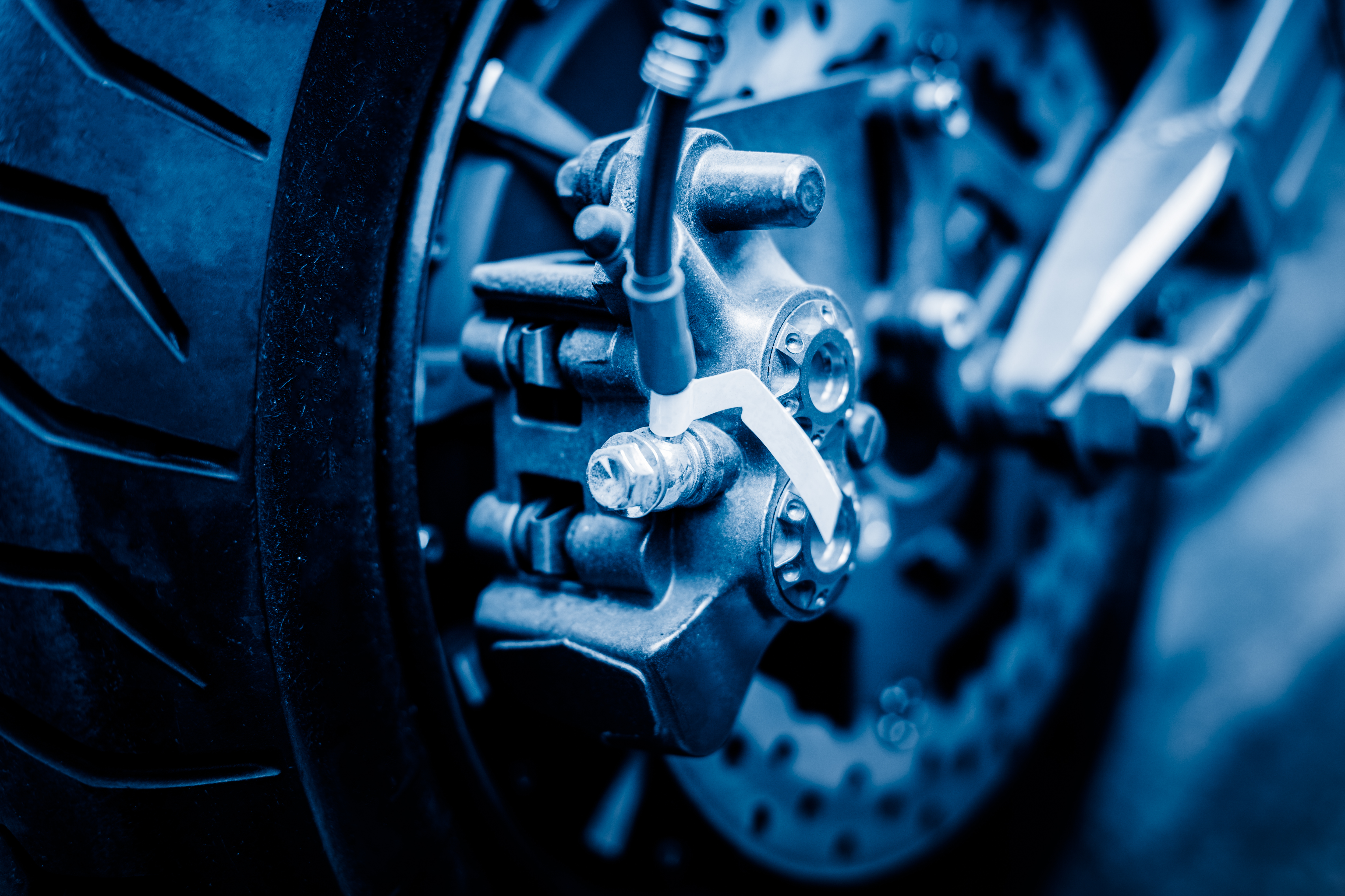 ¿Por qué los repuestos originales para la moto son la mejor opción? Esto debe saber