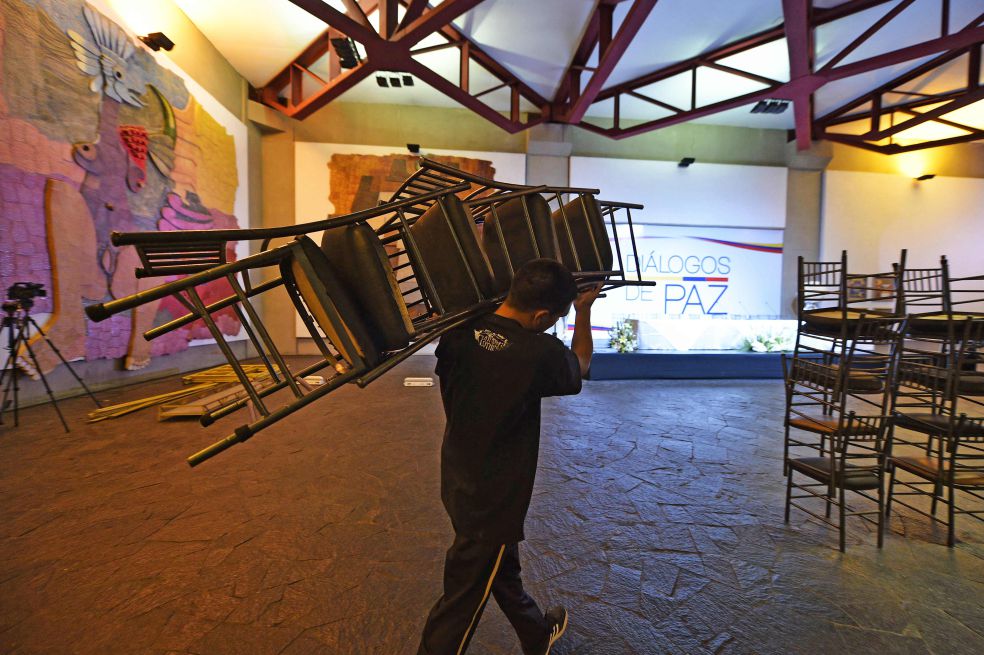 El viacrucis de la mesa de Quito