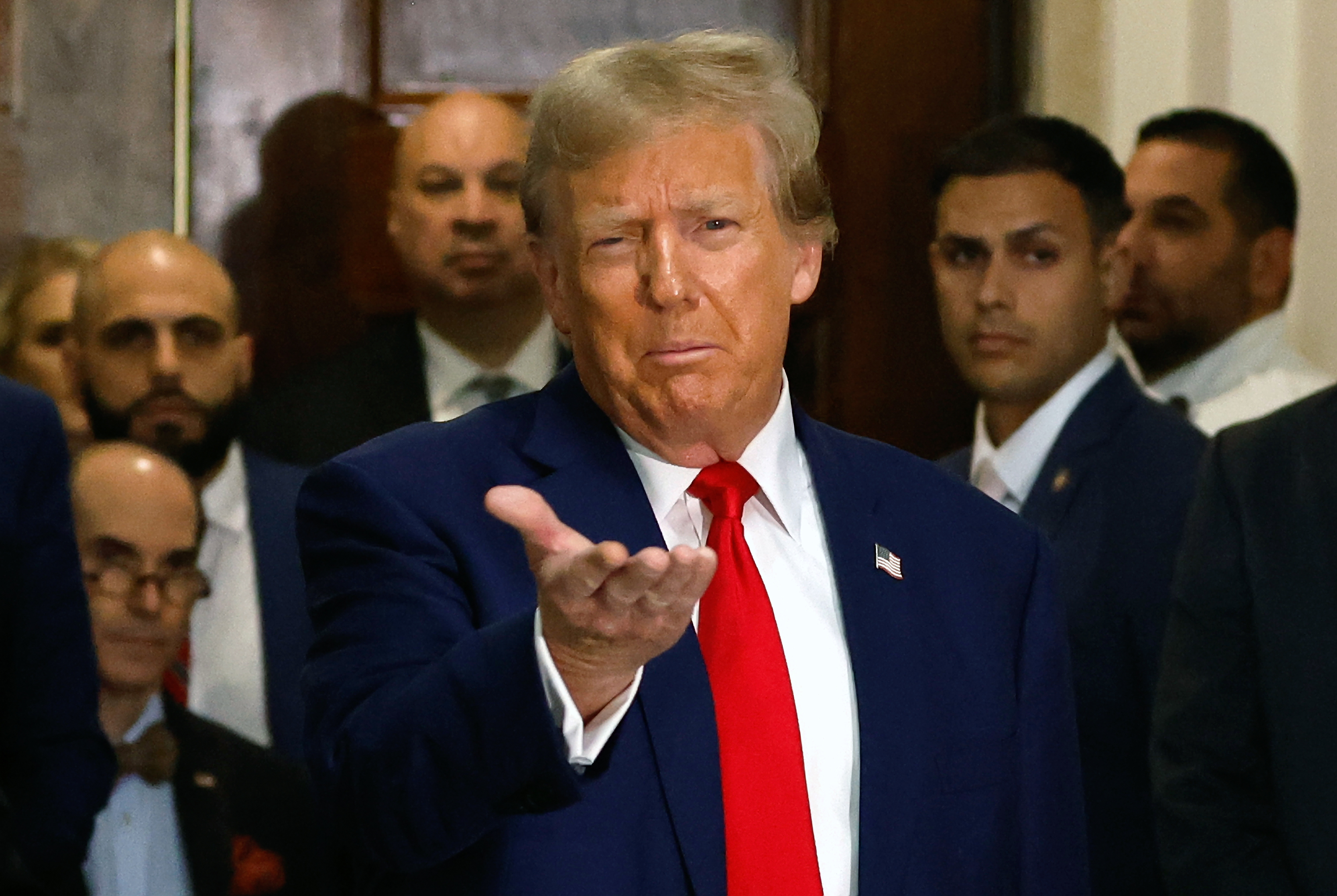 Trump avanza en su carrera presidencial: gana las primarias en Iowa