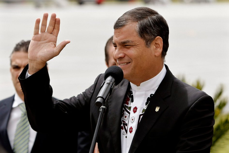 Rafael Correa llega a Bogotá con deseos de paz para Latinoamérica