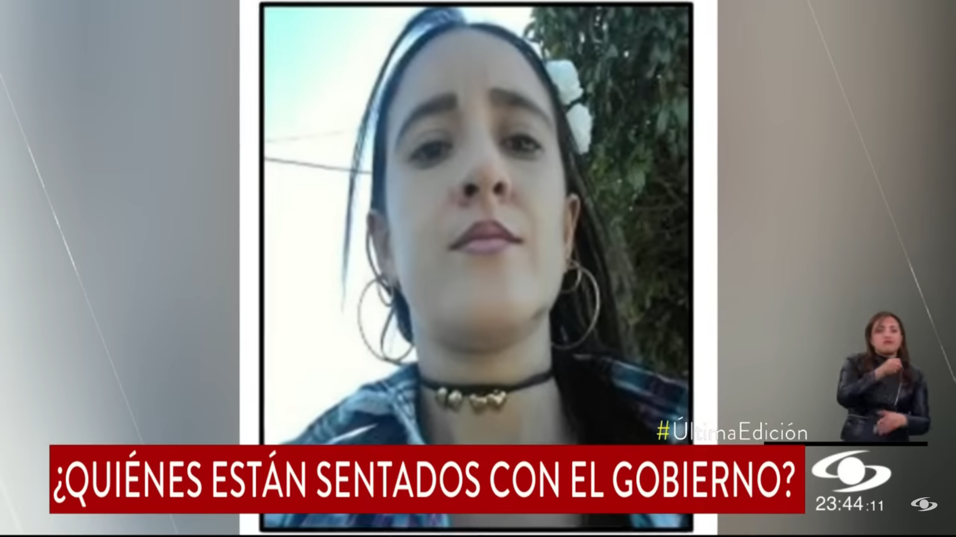 Fotografía utilizada por Noticias Caracol para referirse a 'Erika', la disidente de las Farc que se sentó con gobierno Petro, pero realmente es la firmante de paz .