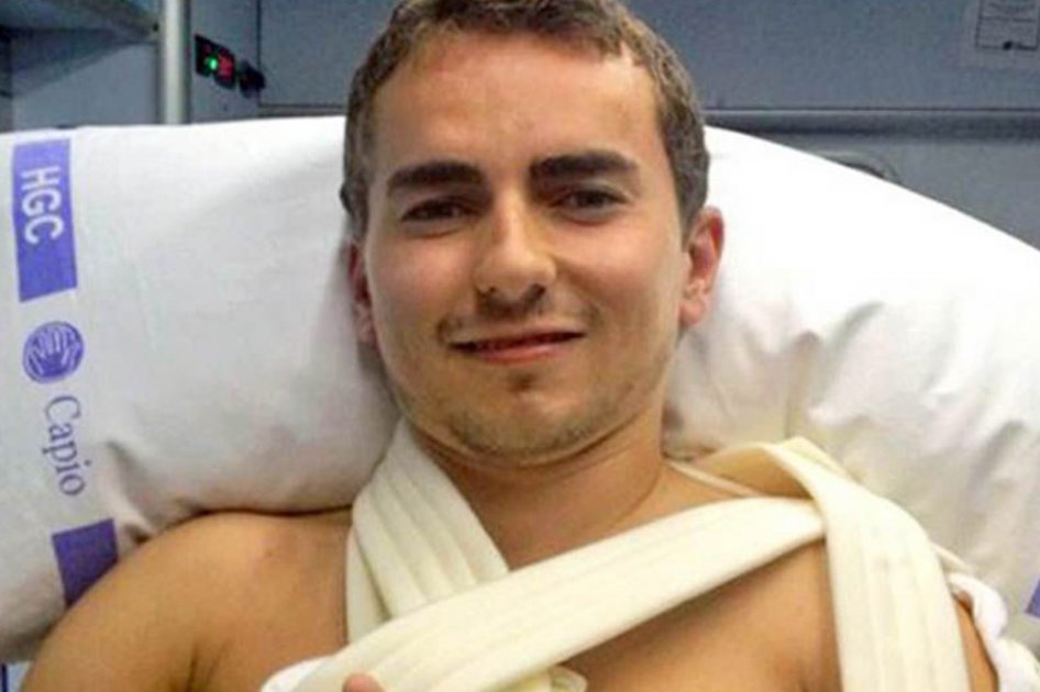 Jorge Lorenzo fue operado con éxito y podría competir en el Gran Premio de Holanda