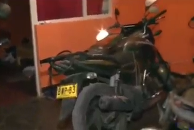 Encuentran taller de motos robadas en Soacha